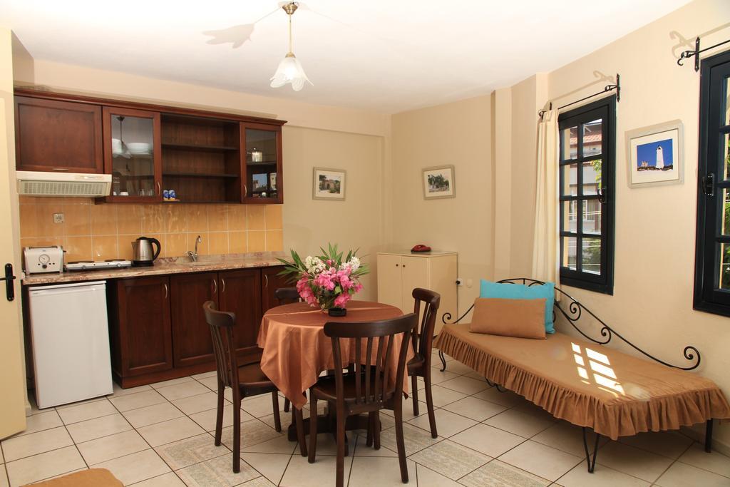T&G Apartments Marmaris Rum bild